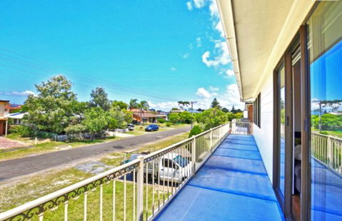 Palais D'Amor At Greenwell Point - Australia Accommodation 8