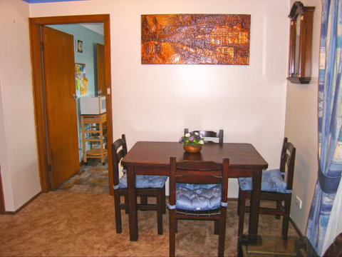 Palais D'Amor At Greenwell Point - Australia Accommodation 13