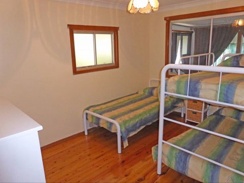 Palais D'Amor At Greenwell Point - Australia Accommodation 17