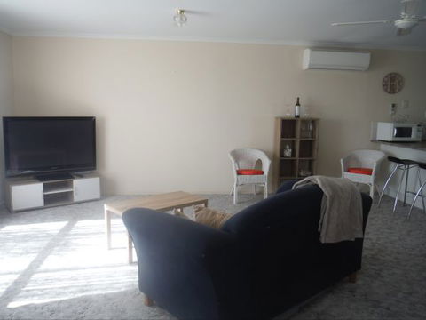Alilly - Australia Accommodation 1