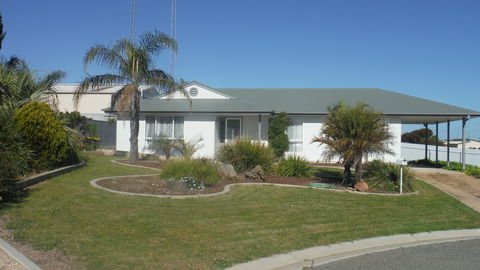 Alilly - Australia Accommodation 4