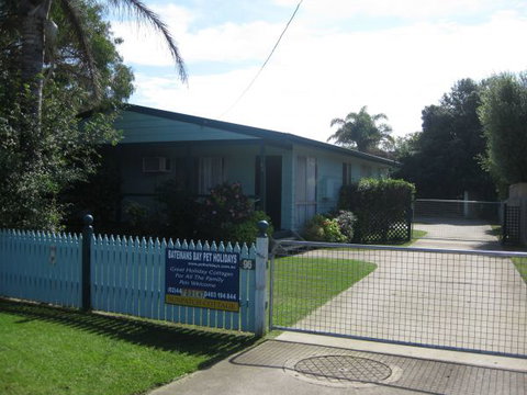 Grantham House  Pet Friendly Holiday Home - Australia Accommodation 4