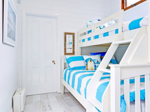 Driftwood Beach House - Australia Accommodation 4