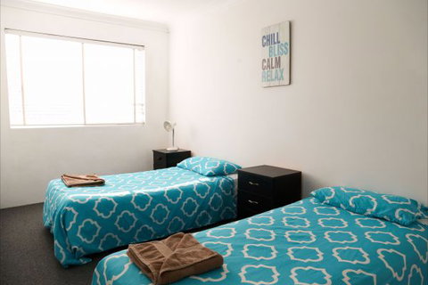 Reef Resort Apartments - Australia Accommodation 6