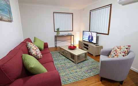 Waratah Beach Breaks - Australia Accommodation 0