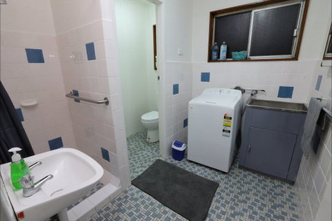 Waratah Beach Breaks - Australia Accommodation 2