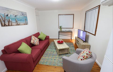 Waratah Beach Breaks - Australia Accommodation 3