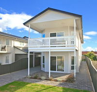 Century 21 SouthCoast White Caps - Australia Accommodation
