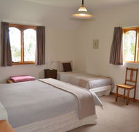 Herons Rise Vineyard Accommodation - Australia Accommodation