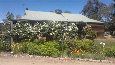 Vals Retreat - Australia Accommodation 0