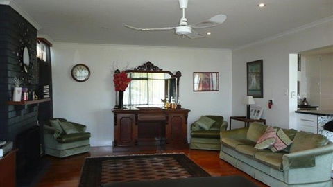 Lakeviews On Lang - Australia Accommodation 5