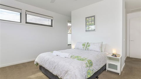 Serenity Torquay Sea View: Luxury Beachfront - Australia Accommodation 2