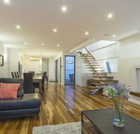 Serenity Torquay Sea View Luxury Beachfront - Australia Accommodation