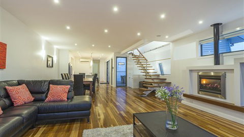 Serenity Torquay Sea View: Luxury Beachfront - Australia Accommodation 0