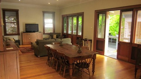 Abaleen House - Australia Accommodation 1