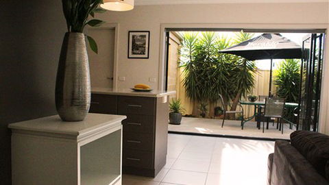 Acacia Villa - Australia Accommodation 1
