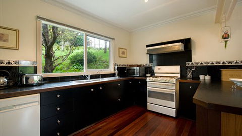 Chata Cottage - Daylesford - Australia Accommodation 0