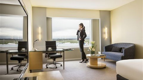 PARKROYAL Melbourne Airport - Australia Accommodation 2