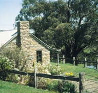 Adelaide Hills Country Cottages - Gum Tree Cottage - Australia Accommodation