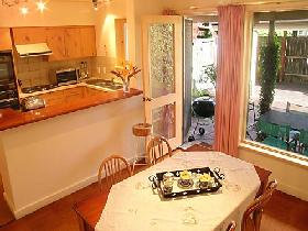 Adelaide Serviced Apartments - William Townhouse - Australia Accommodation 2