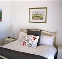 ArtWine Cottages - Australia Accommodation