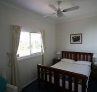 Beachside Cottage - Australia Accommodation