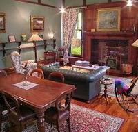 Buxton Manor - Musica Viva Apartment - Australia Accommodation