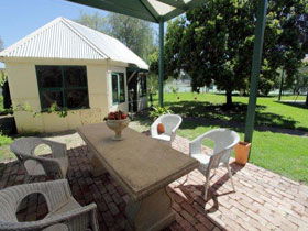 Manna Hill ACT Australia Accommodation