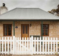 Victoria Cottage - Australia Accommodation