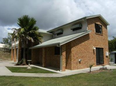 A Beach 'N Reef Motel - Australia Accommodation 1