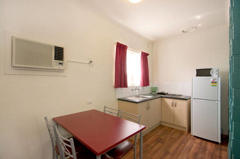 Adelaide City Fringe Serviced Apartments & Motel - Australia Accommodation 4