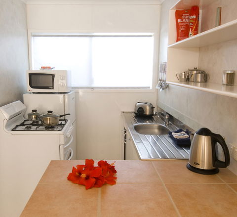 Aloha Apartments - Australia Accommodation 5