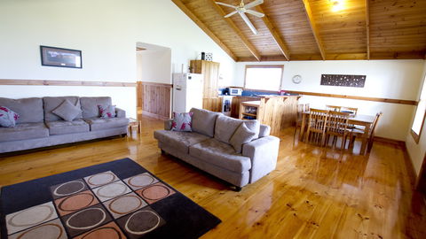 Beachport Retreat - Australia Accommodation 1