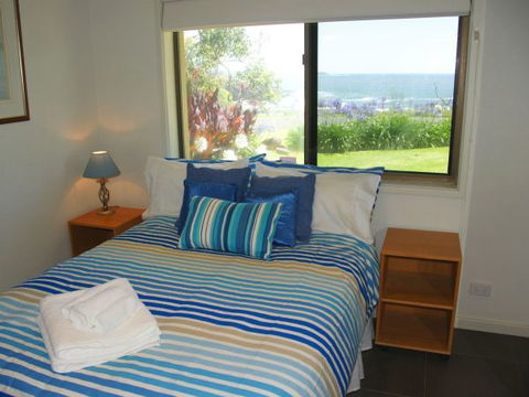 Beach House 204 - Australia Accommodation 2