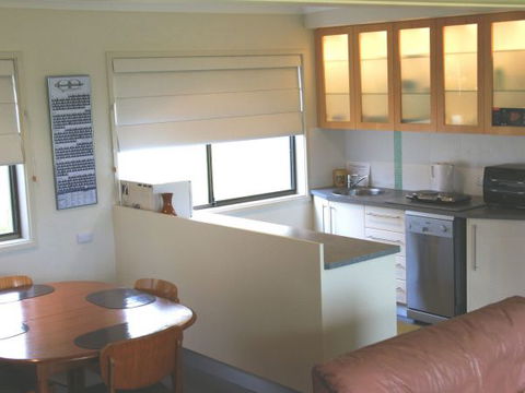 Beach House 204 - Australia Accommodation 4