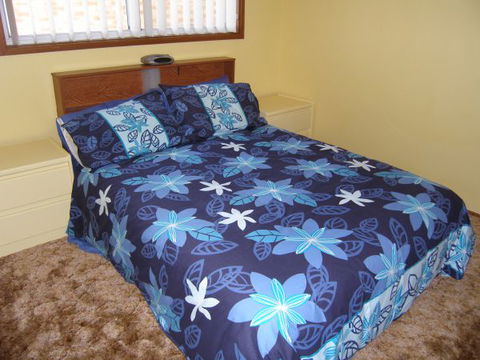 Comarong Cottage - Australia Accommodation 4