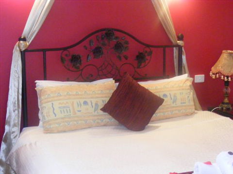 Weeroona Retreat B&B - Australia Accommodation 2