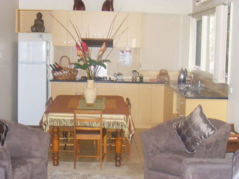 Weeroona Retreat B&B - Australia Accommodation 5