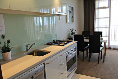 ADELAIDE DRESSCIRCLE APARTMENTS - THE PALMS APARTMENTS KENT TOWN - Australia Accommodation 1