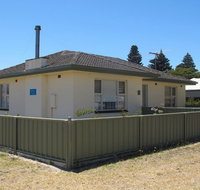 Walters Holiday Home - Australia Accommodation