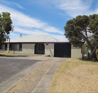 Carthew Street Holiday Home - Australia Accommodation