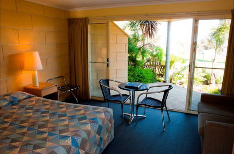 Portside Motel - Australia Accommodation 3