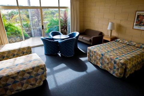 Portside Motel - Australia Accommodation 9