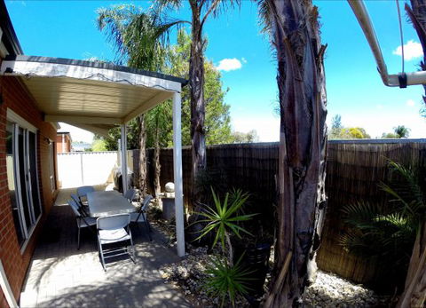 Shamore Apartments - Eleventh Street - Australia Accommodation 1