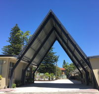 Belmont Palms Motel - Australia Accommodation