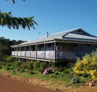 Blue House Bed and Breakfast - Australia Accommodation