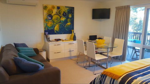 Charbella's On Norma - Australia Accommodation 3