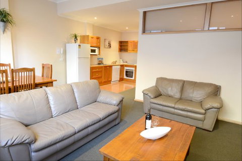 Falls Creek Country Club - Australia Accommodation 9