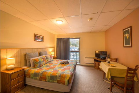 Falls Creek Country Club - Australia Accommodation 8