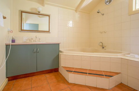 Kalimna Woods - Australia Accommodation 6